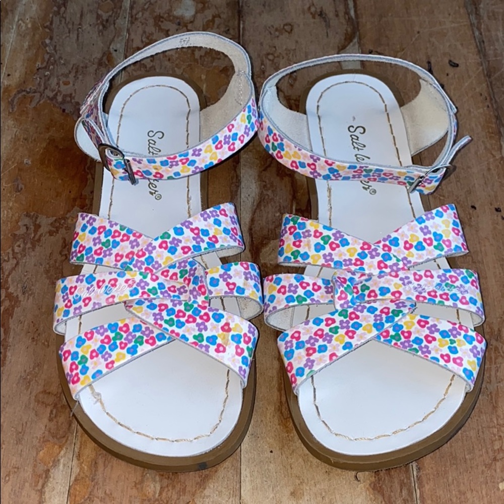 Floral saltwater sandals